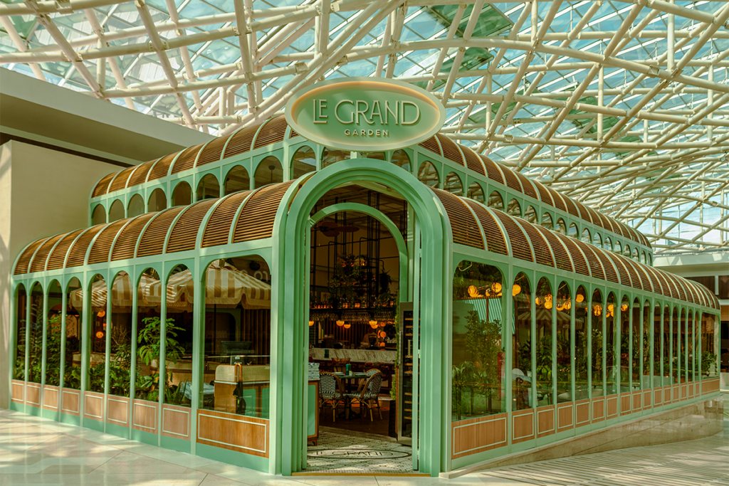 Un café en bogotá inspirado en parís y la revolución industrial