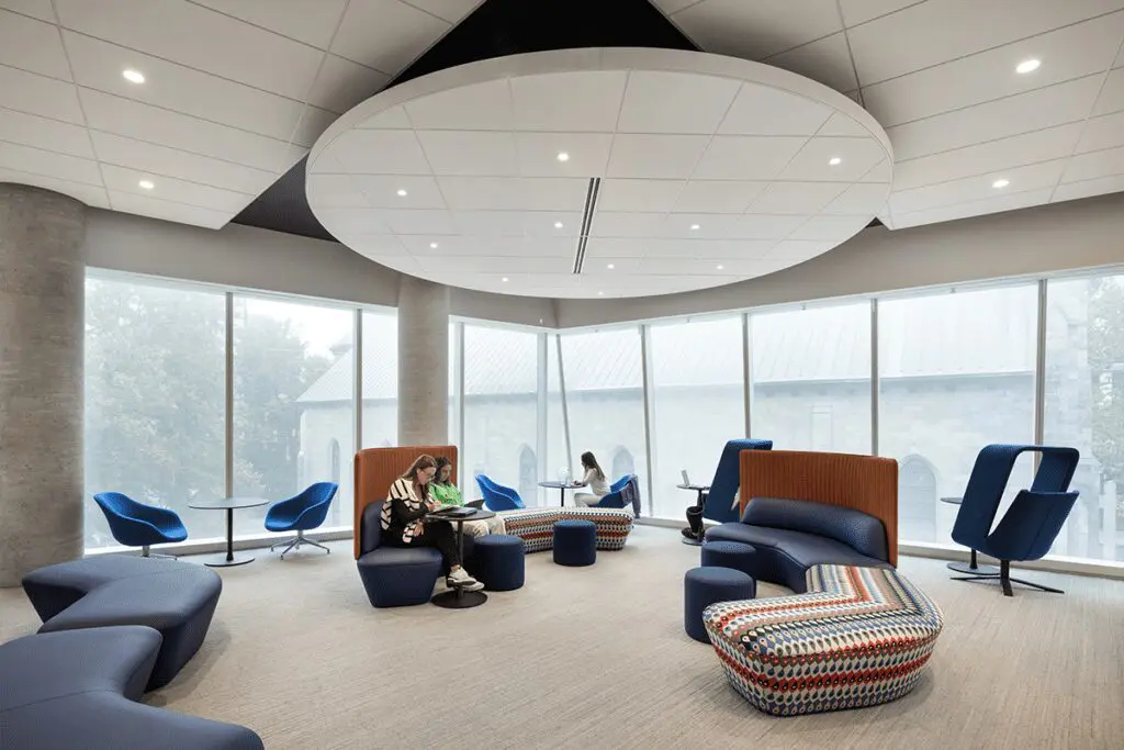 La arquitectura del mañana: un campus en canadá hecho en vidrio La arquitectura del mañana: un campus en canadá hecho en vidrio