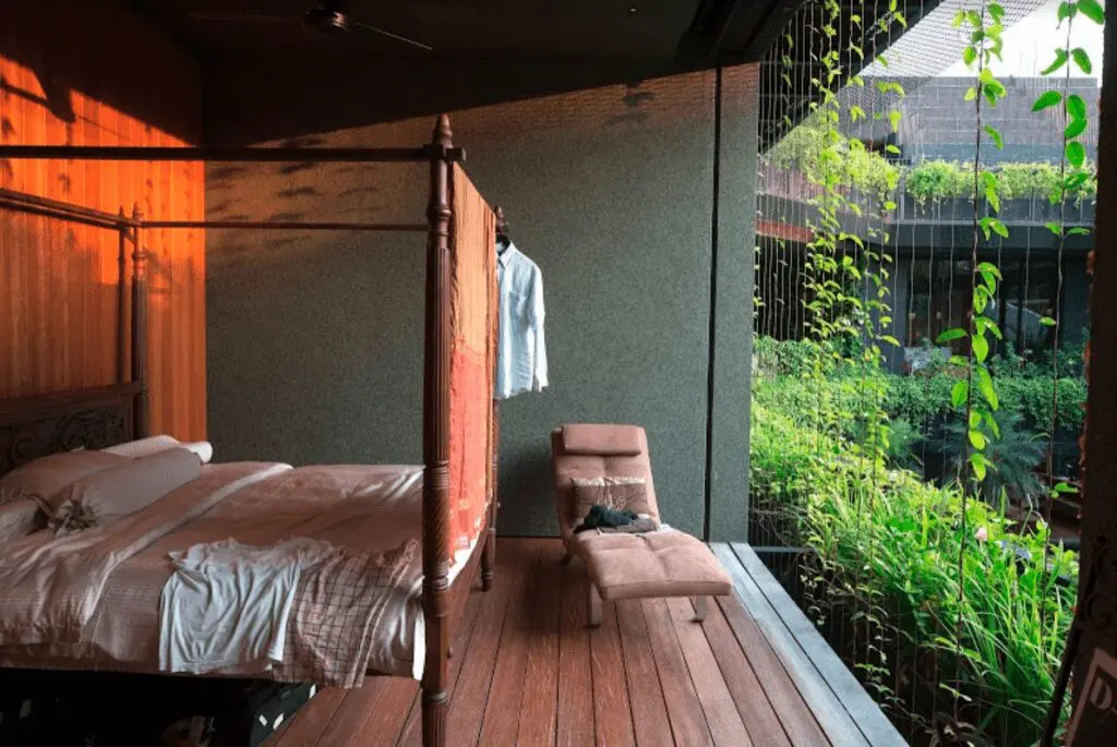 Una casa multifamiliar diseñada como un oasis ecológico de ensueño