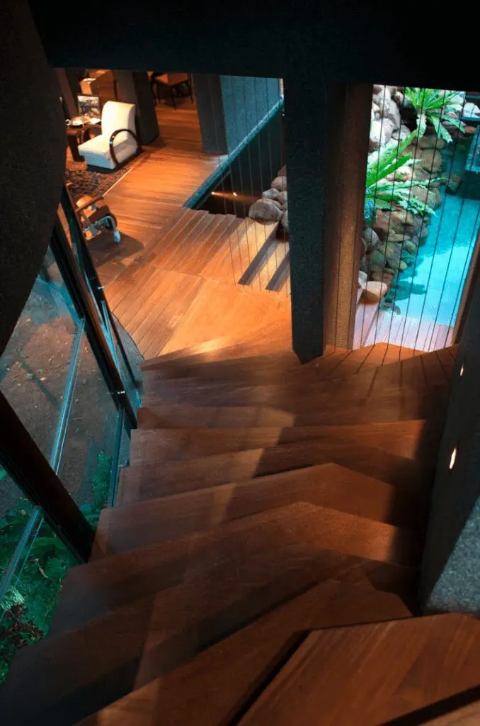 Una casa multifamiliar diseñada como un oasis ecológico de ensueño