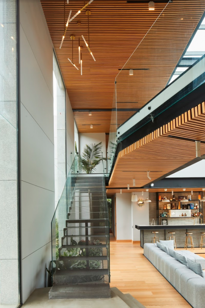 Una casa en tenjo diseñada para disfrutar de la privilegiada vista hacia bogotá