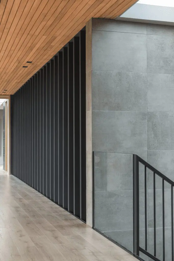 Una casa diseñada a las afueras de medellín que promueve una vida en familia Una casa diseñada a las afueras de medellín que promueve una vida en familia