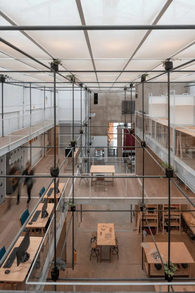Cuadrilla: un nuevo lugar en bogotá diseñado para talleres, estudios y toda una comunidad creativa Cuadrilla: un nuevo lugar en bogotá diseñado para talleres, estudios y toda una comunidad creativa