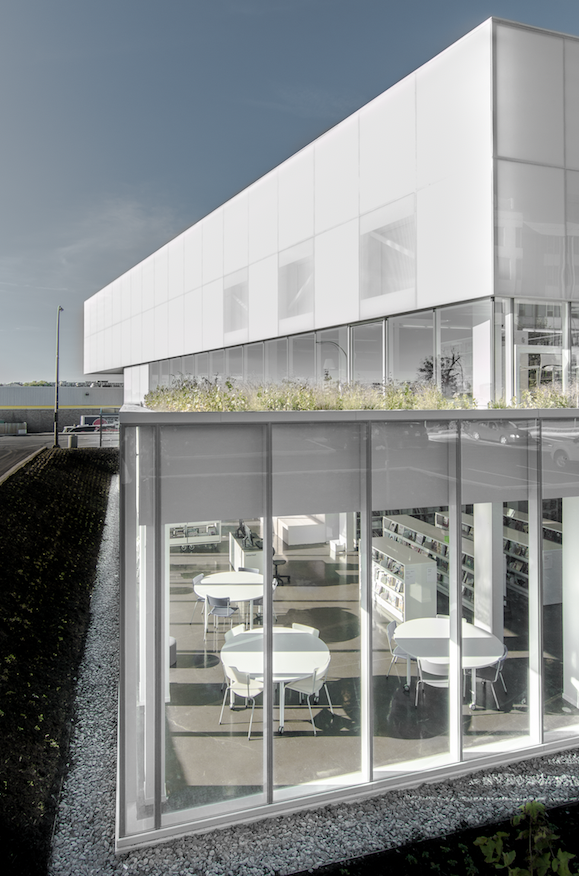 Una de las bibliotecas mejor diseñadas de los últimos años está en canadá Una de las bibliotecas mejor diseñadas de los últimos años está en canadá