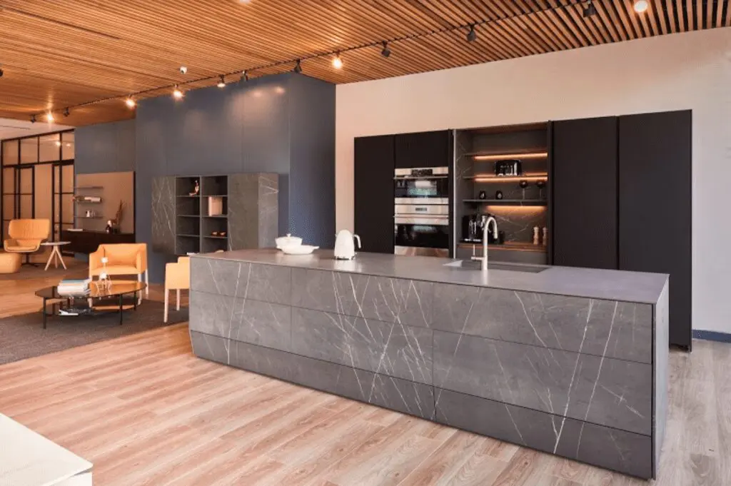 Un nuevo showroom de cocinas en bogotá: todo lo que necesita para el corazón de la casa