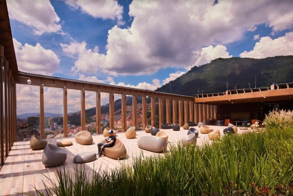 La facultad de ingeniería de la javeriana tiene el ‘mejor edificio alto de las américas’