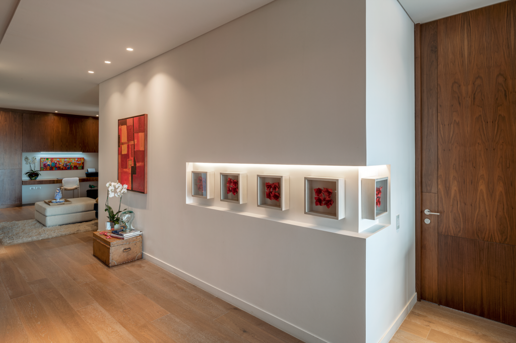 Un apartamento en el barrio la cabrera en bogotá que le rinde homenaje a la calidez y la sobriedad