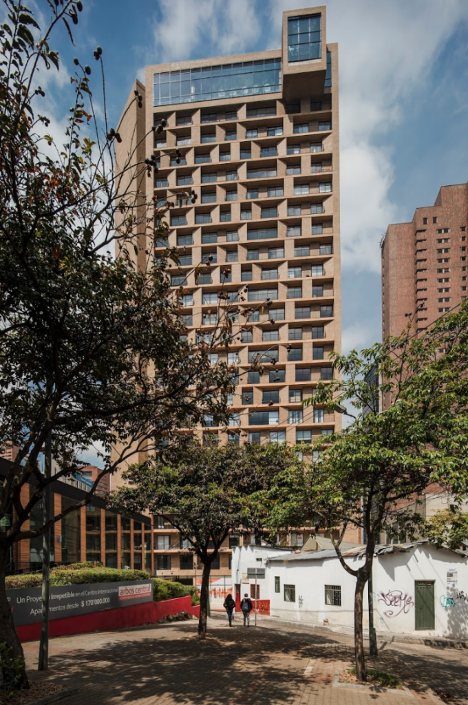 Una nueva y única torre residencial se despliega en el centro internacional de bogotá