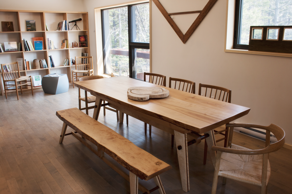 Conozca cómo puede construir y diseñar su propia vivienda ecológica y familiar