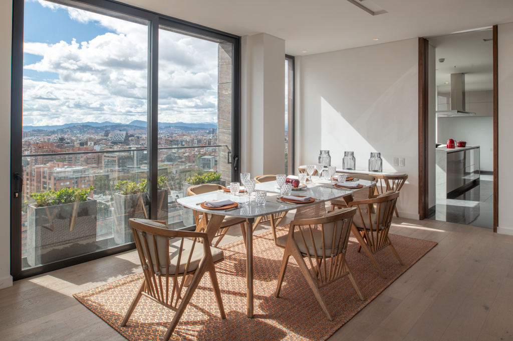 Los pisos de madera tienen el poder de transformar y darle vida al hogar