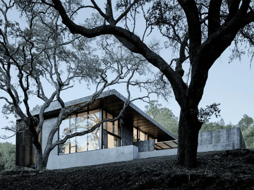 Una sorprendente y cálida casa sostenible de acero y hormigón Una sorprendente y cálida casa sostenible de acero y hormigón