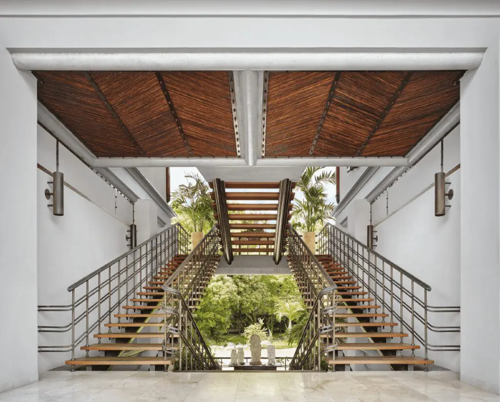 8 escaleras de proyectos arquitectónicos colombianos diseñadas para embellecer la casa
