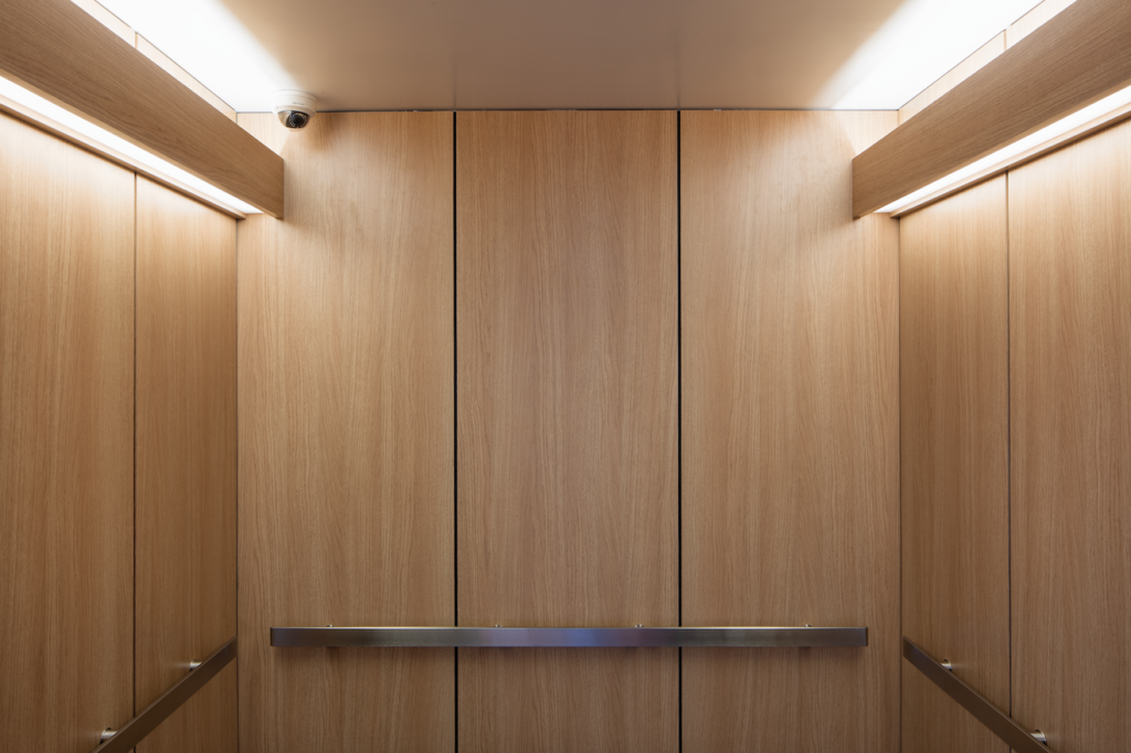 La modernización de los ascensores de las emblemáticas torres del parque, en bogotá La modernización de los ascensores de las emblemáticas torres del parque, en bogotá