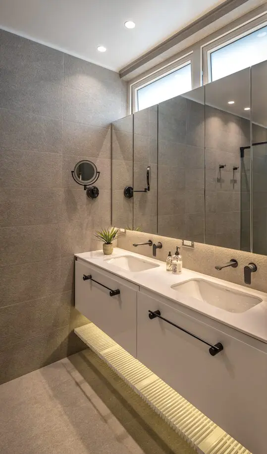 La transformación de un apartamento bogotano de materiales cálidos y colores neutros La transformación de un apartamento bogotano de materiales cálidos y colores neutros