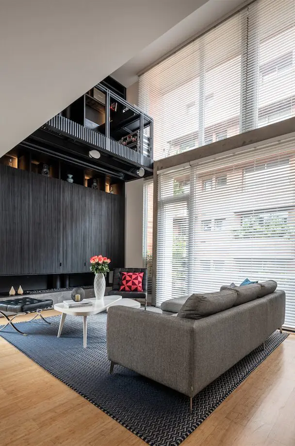 La transformación de un apartamento bogotano de materiales cálidos y colores neutros La transformación de un apartamento bogotano de materiales cálidos y colores neutros