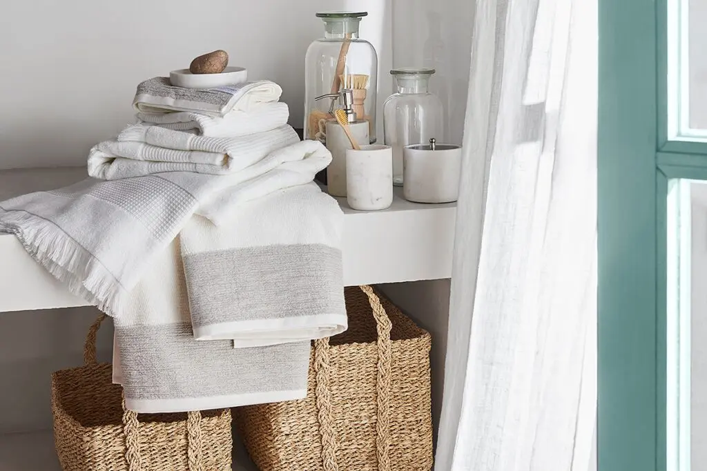 Decorar para la vida: objetos de diseño que armonizan la casa