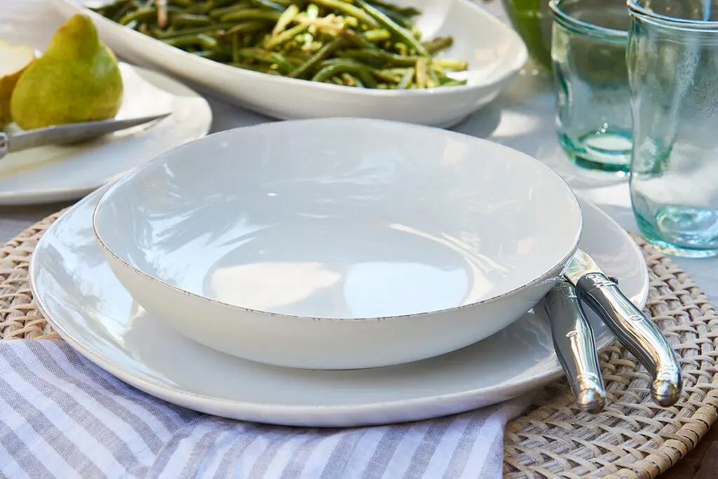 Decorar para la vida: objetos de diseño que armonizan la casa