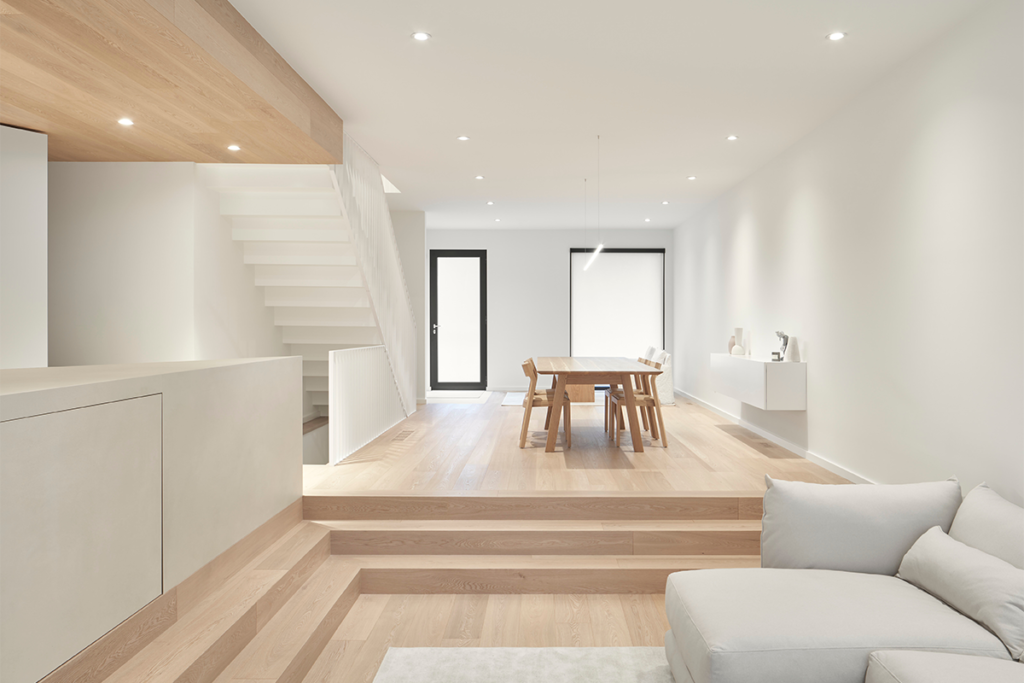 ‘casa w’ es una vivienda en canadá con una arquitectura sencilla y singular