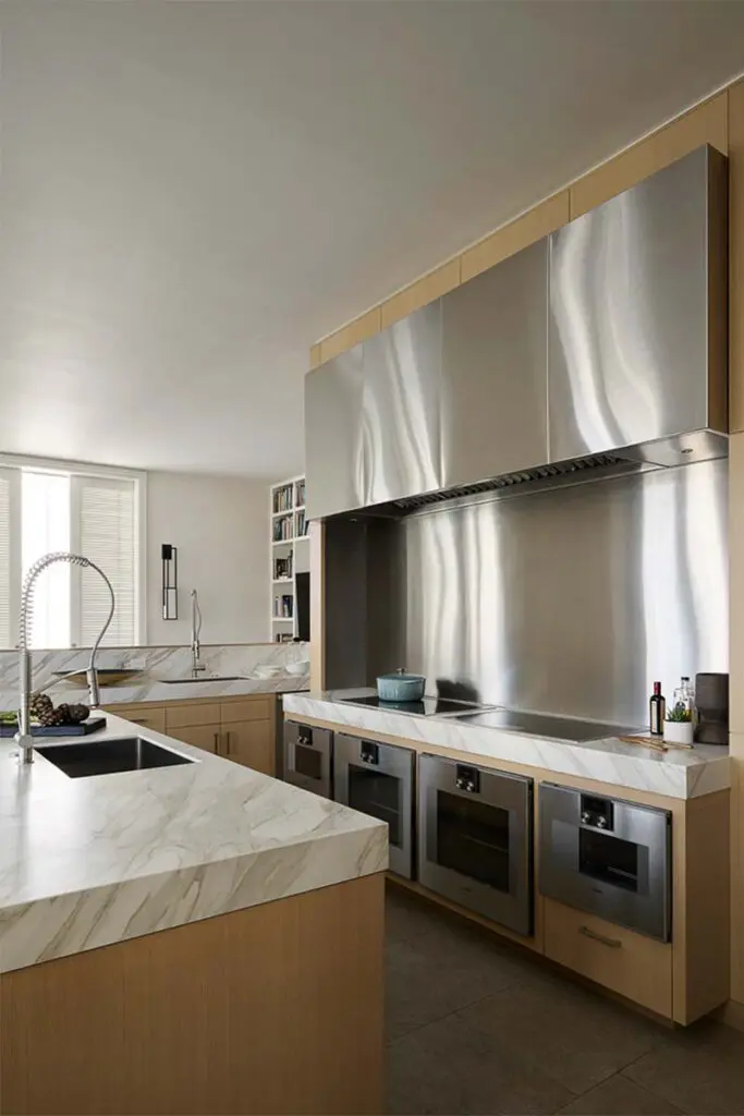 ¿cómo restaurar una casa victoriana? Un ejemplo que mezcla fluidez y modernidad