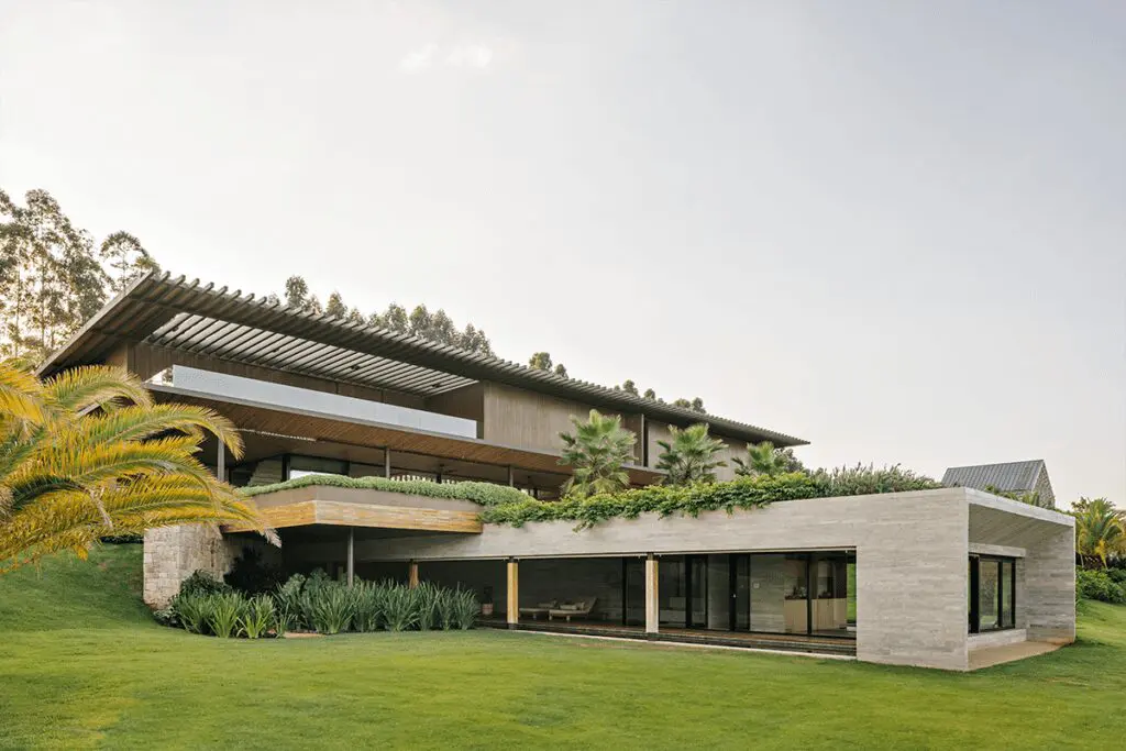 El diseño de una casa de verano para disfrutar de la tranquilidad del campo 