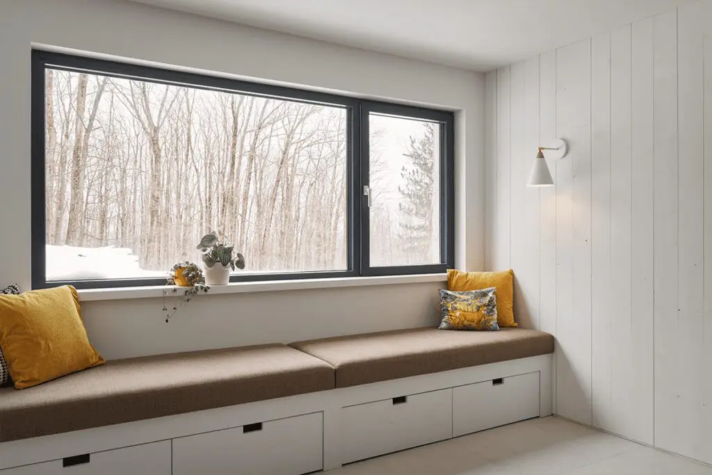 Una casa en la nieve que establece el equilibrio entre modernidad y patrimonio Una casa en la nieve que establece el equilibrio entre modernidad y patrimonio