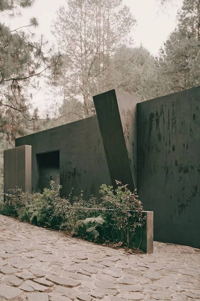 Una casa escondida en medio del bosque en ciudad de méxico Una casa escondida en medio del bosque en ciudad de méxico