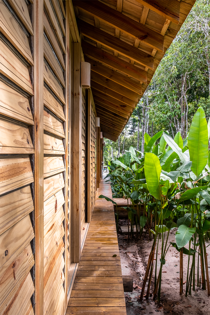 Esta obra sostenible en brasil aprovecha los beneficios de la madera