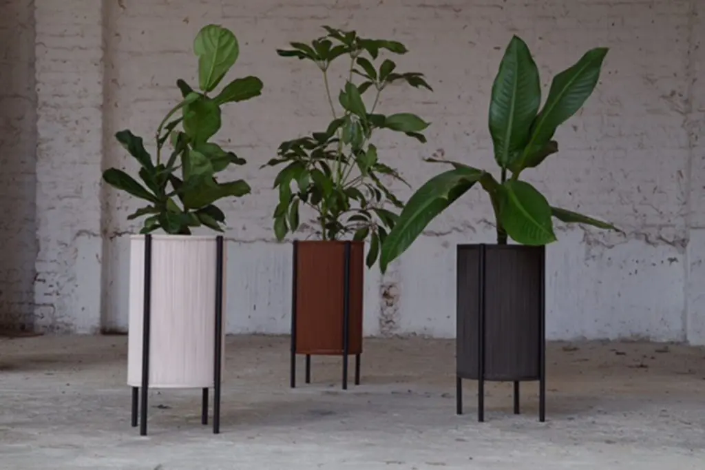 Tejer esperanza: la historia de un artesano que encontró su pasión en el diseño