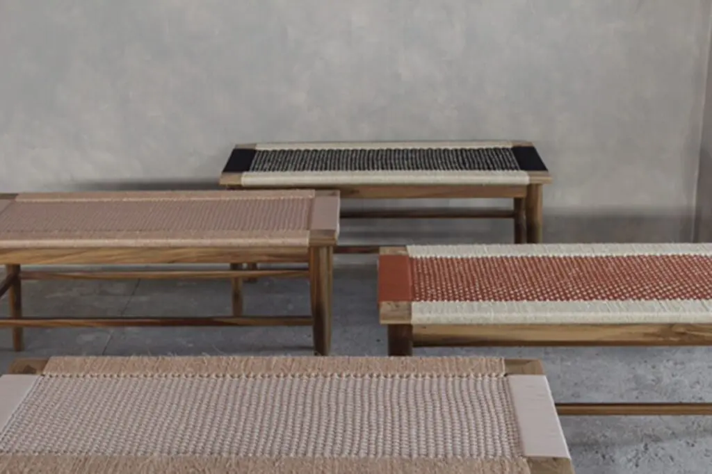 Tejer esperanza: la historia de un artesano que encontró su pasión en el diseño