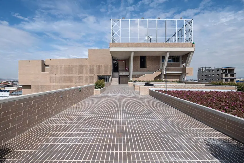 El centro de talento creativo del bronx: un lugar que se abre para congregar