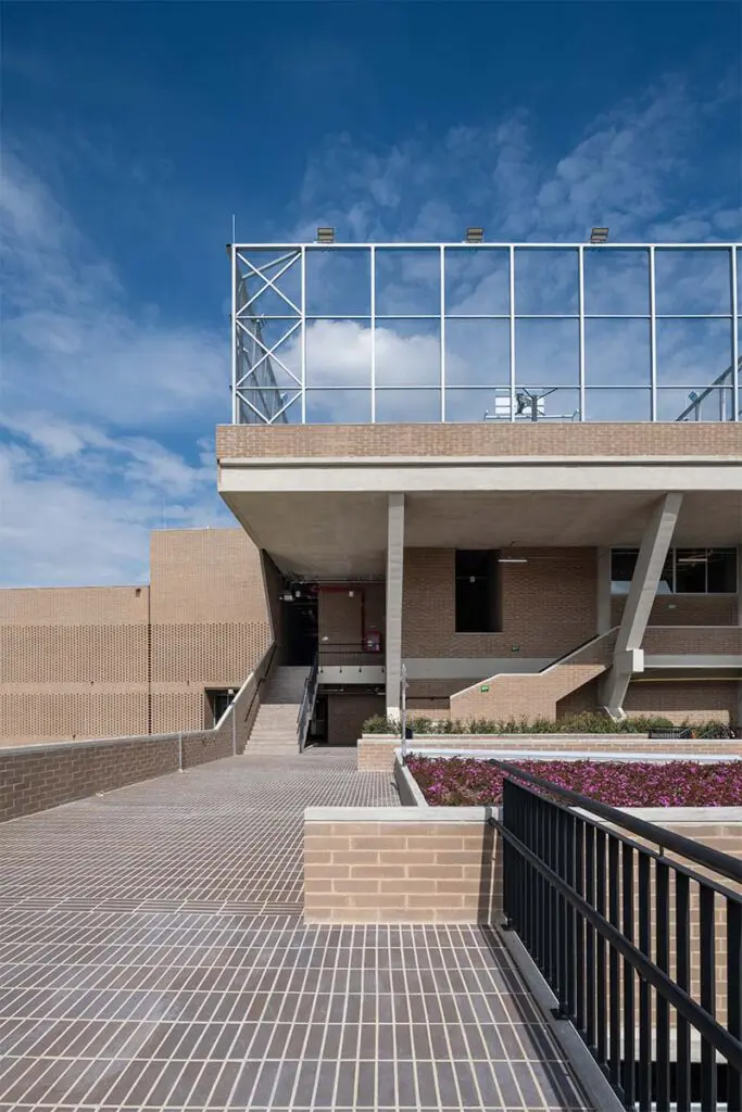 El centro de talento creativo del bronx: un lugar que se abre para congregar