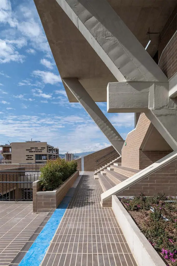 El centro de talento creativo del bronx: un lugar que se abre para congregar