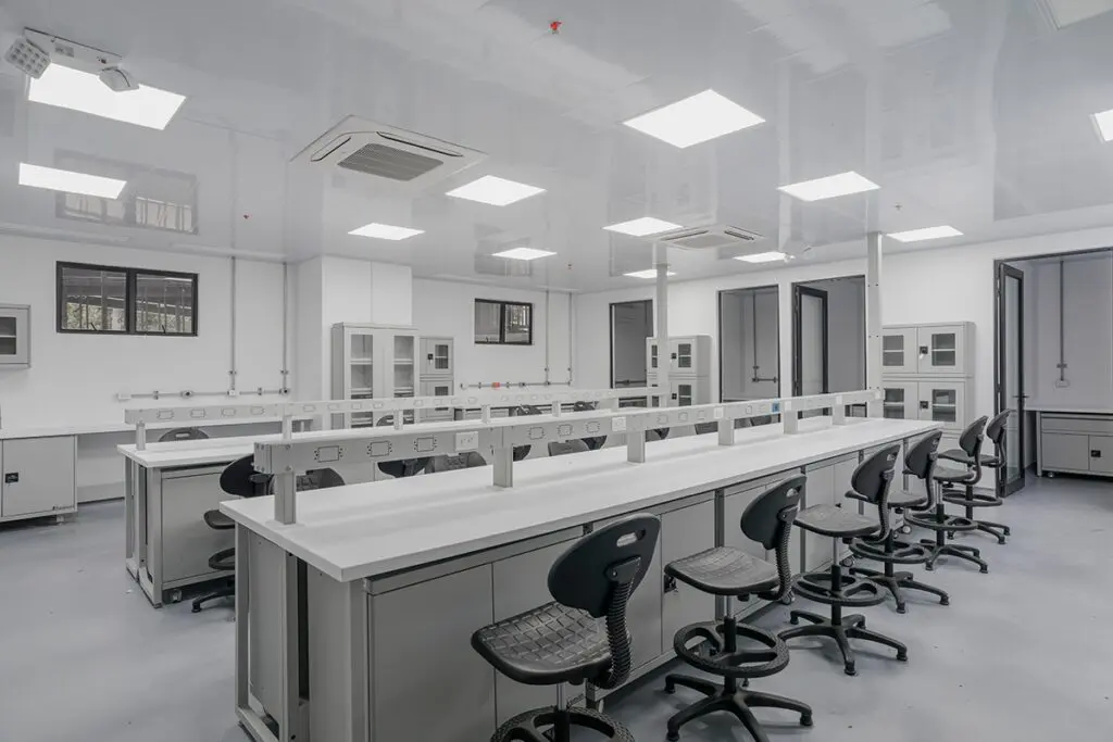 Edificio de la u. Del quindío tiene una arquitectura en consonancia con el entorno