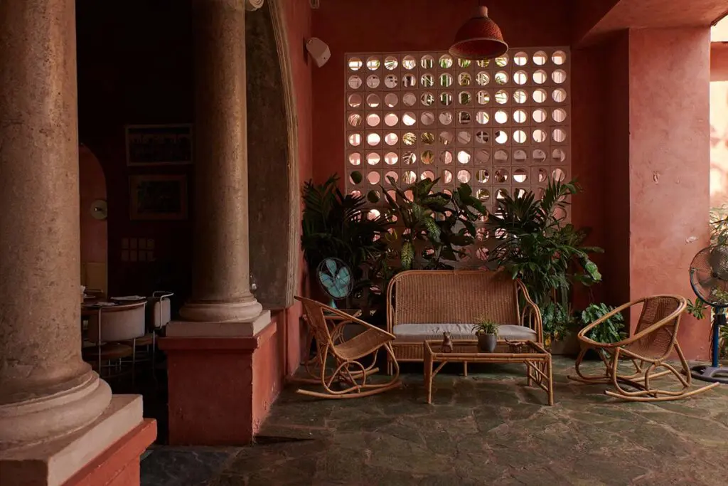 Sensibilidad y eclecticismo: los sellos en la arquitectura de colette studio Sensibilidad y eclecticismo: los sellos en la arquitectura de colette studio