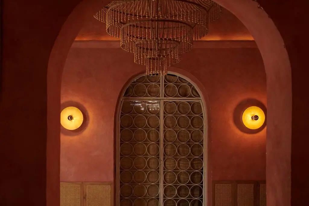 Sensibilidad y eclecticismo: los sellos en la arquitectura de colette studio Sensibilidad y eclecticismo: los sellos en la arquitectura de colette studio