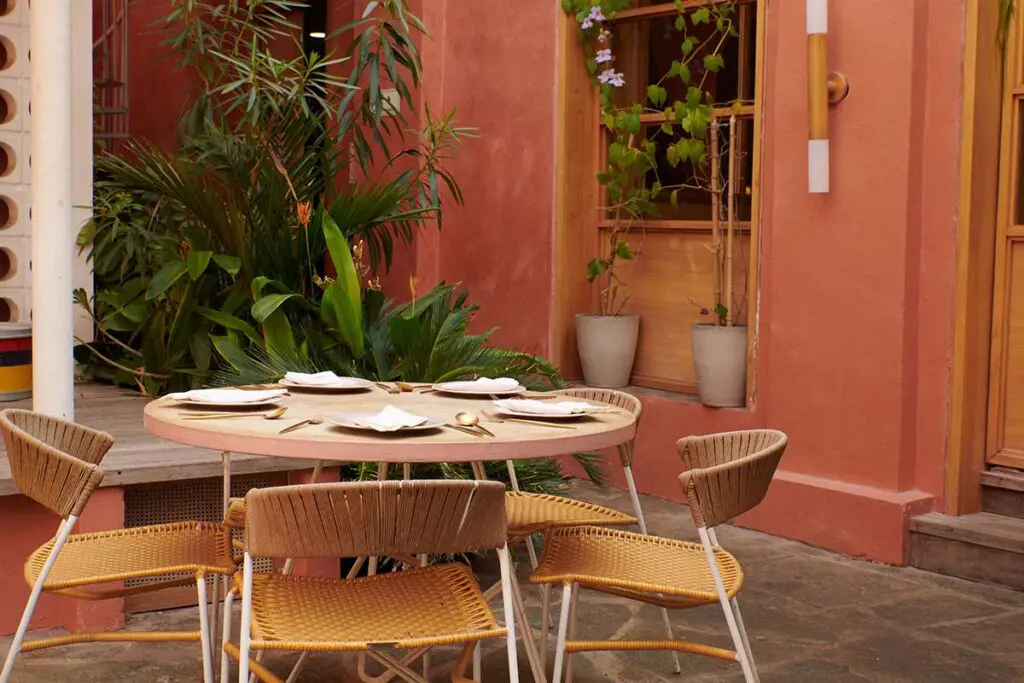 Sensibilidad y eclecticismo: los sellos en la arquitectura de colette studio Sensibilidad y eclecticismo: los sellos en la arquitectura de colette studio