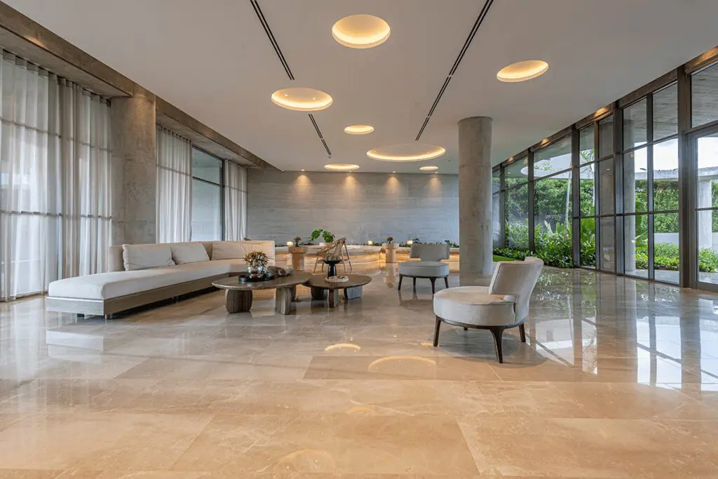 Este nuevo condominio tiene una arquitectura que integra la naturaleza y la modernidad