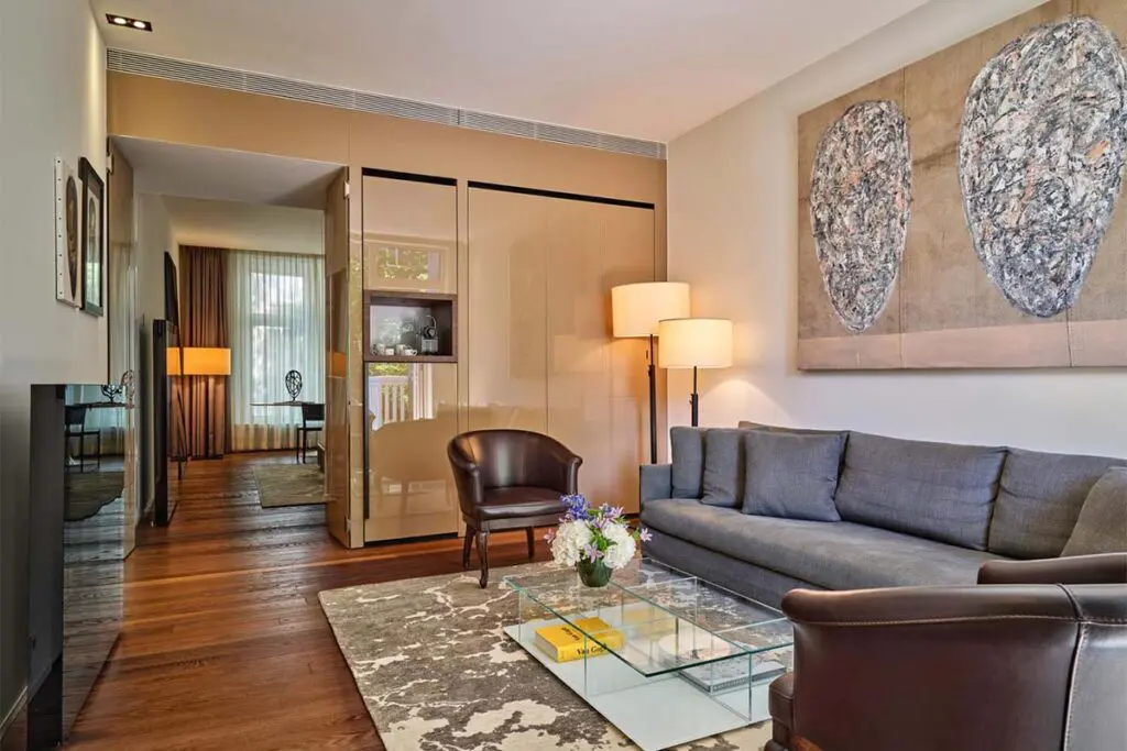 Arquitectura neogótica: este es el hotel más elegante de ámsterdam