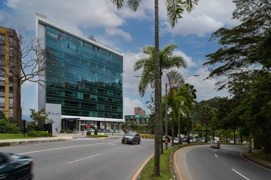 Estética, confort y sostenibilidad: el poder que tiene el vidrio en la construcción actual