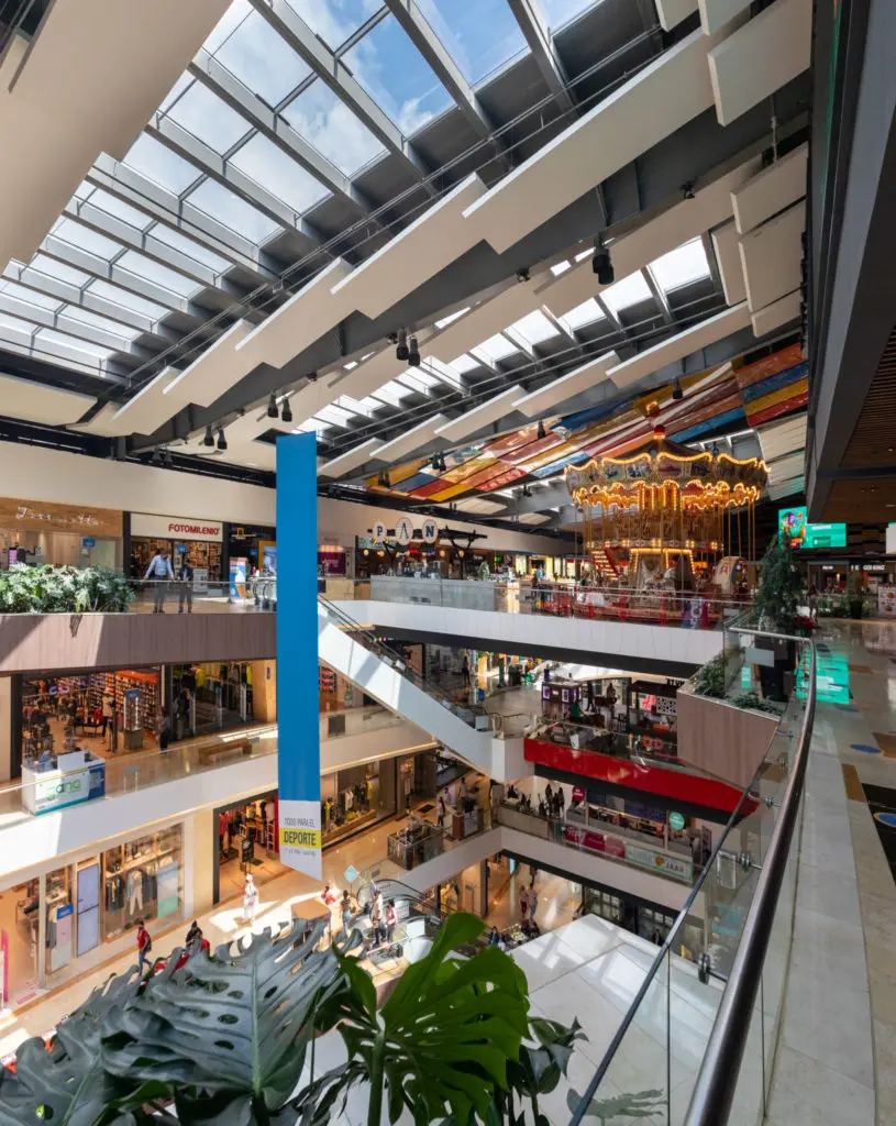 Estética, confort y sostenibilidad: el poder que tiene el vidrio en la construcción actual