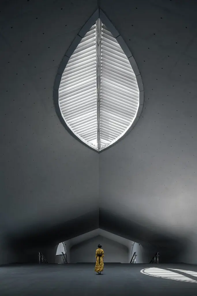 Deep time palace, un edificio en el que el concreto va más allá de lo estructural