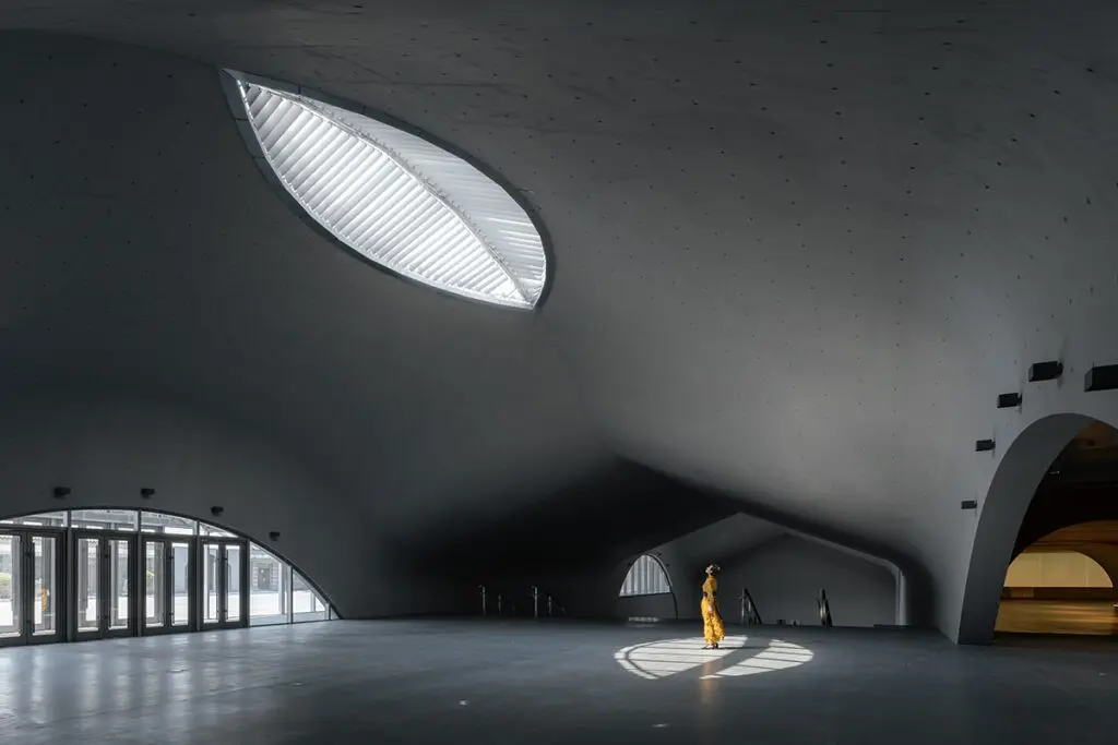 Deep time palace, un edificio en el que el concreto va más allá de lo estructural