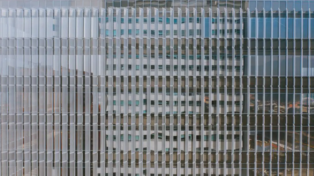 Arquitectura fragmentada: este es el nuevo y sorprendente edificio de ciudad del río, medellín