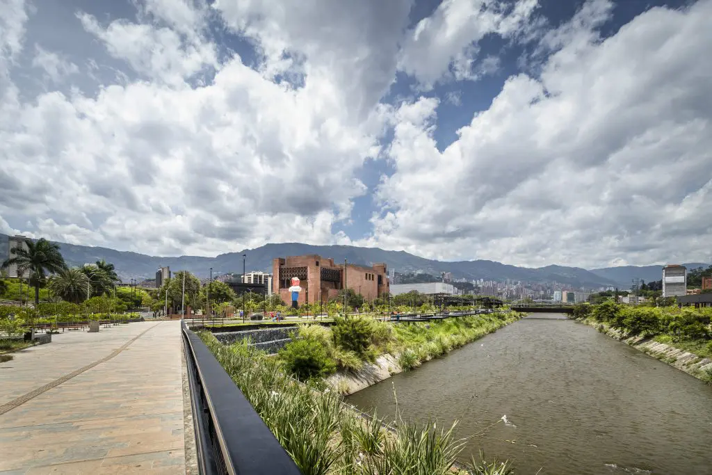 La clave para construir ciudades colombianas saludables es reinventar el espacio público La clave para construir ciudades colombianas saludables es reinventar el espacio público