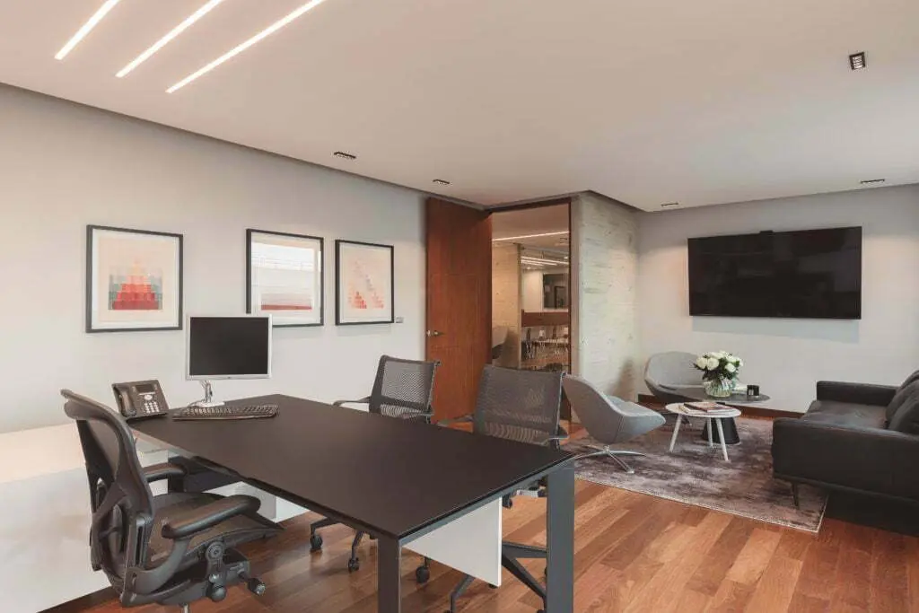 La destacada renovación de las oficinas de davivienda en bogotá