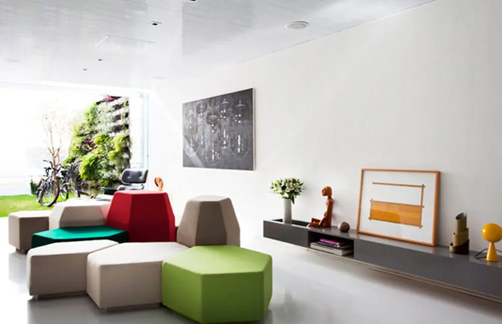 Este apartamento al norte de bogotá goza de una privilegiada vista e iluminación