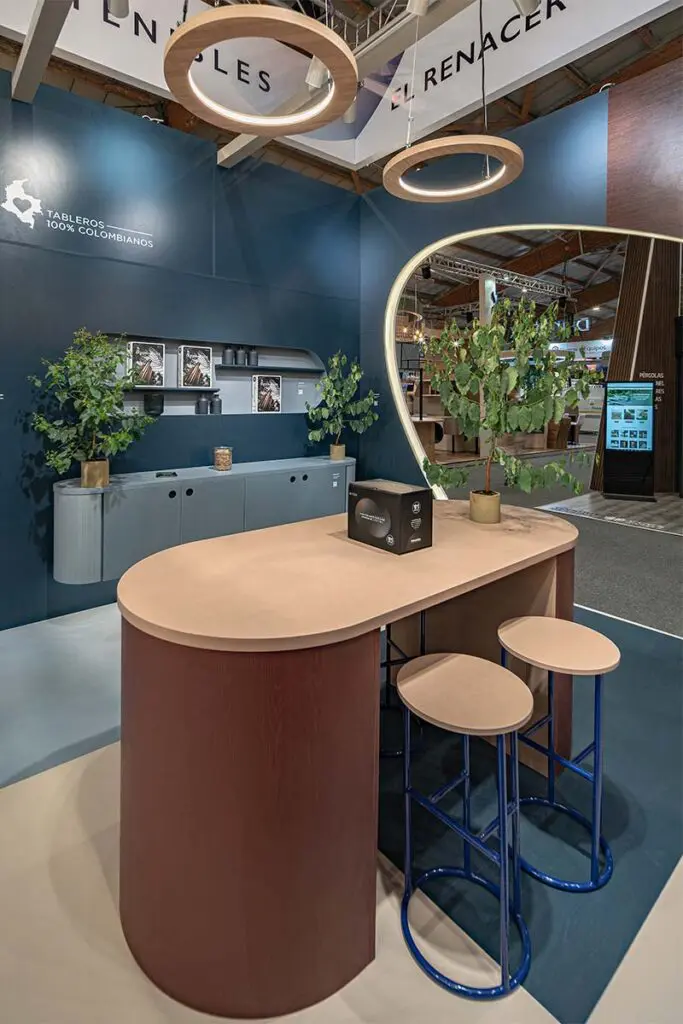 Una colección que recorre la memoria de la madera para resignificar el presente del diseño Una colección que recorre la memoria de la madera para resignificar el presente del diseño