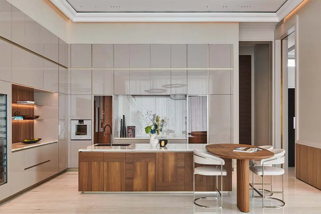 El silencio y la luz son los protagonistas de esta casa de lujo en dubái