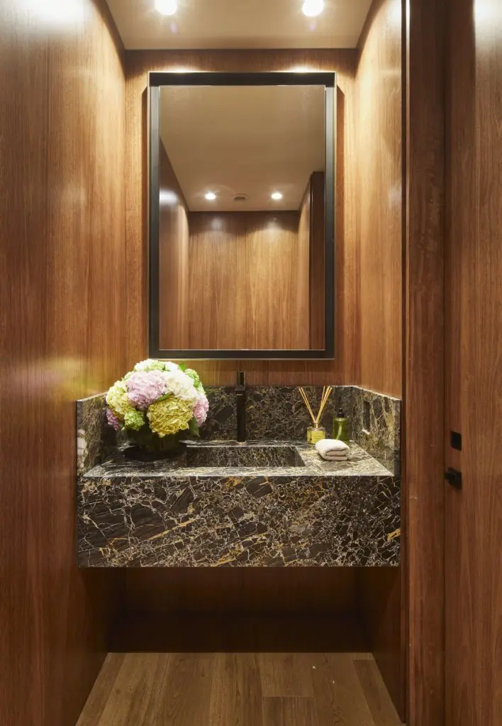 La transformación de un apartamento tradicional bogotano de 250 metros en un lugar cálido y contemporáneo La transformación de un apartamento tradicional bogotano de 250 metros en un lugar cálido y contemporáneo