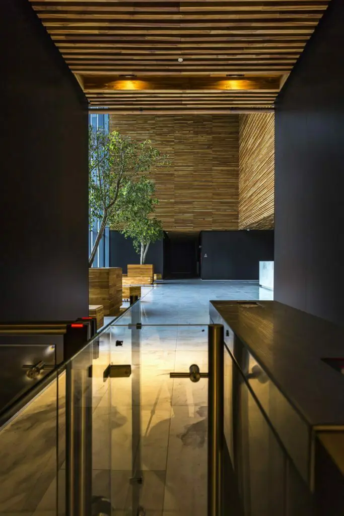 Un campus empresarial en bogotá sostenible y diseñado para que sus oficinas estén bañadas con luz natural